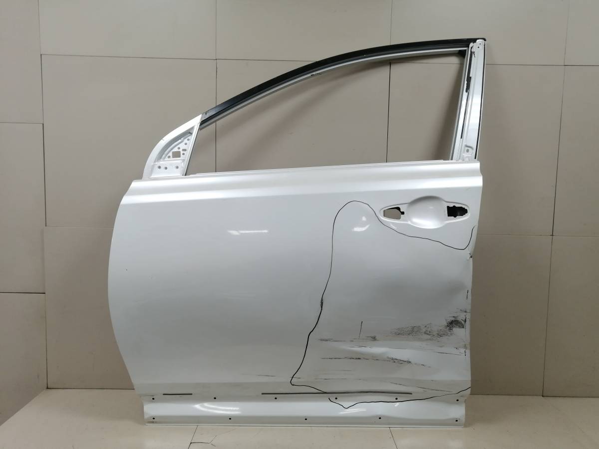 Дверь передняя левая Toyota Rav 4 (A40) 2013>