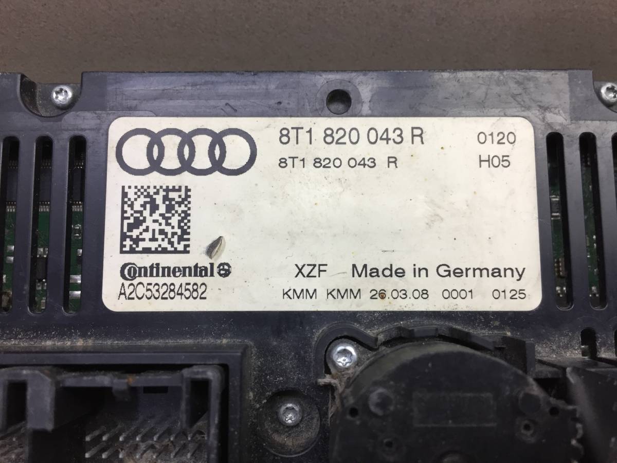 Блок управления климатической установкой Audi A4 (B8) 2007-2015