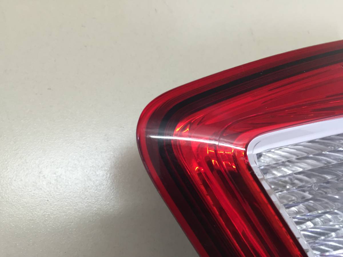Фонарь задний внутренний правый Nissan Terrano (D10) 2014>