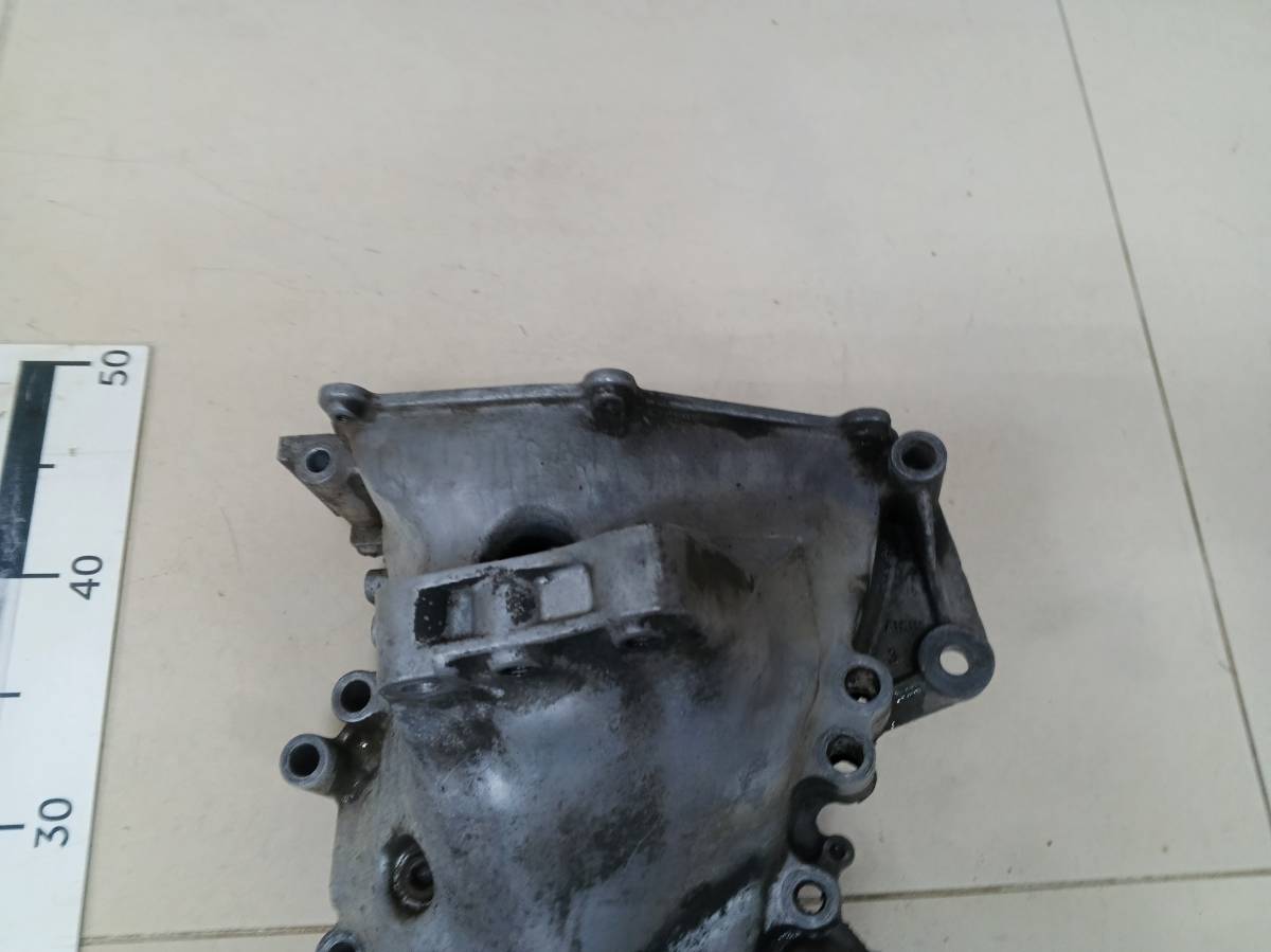 Крышка двигателя передняя Toyota Vitz P90 2005-2011
