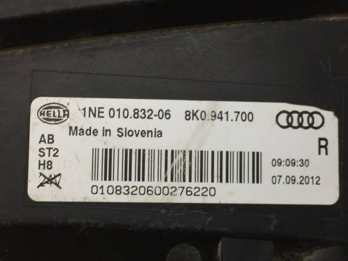 Фара противотуманная правая Audi A4 (B8) 2007-2015
