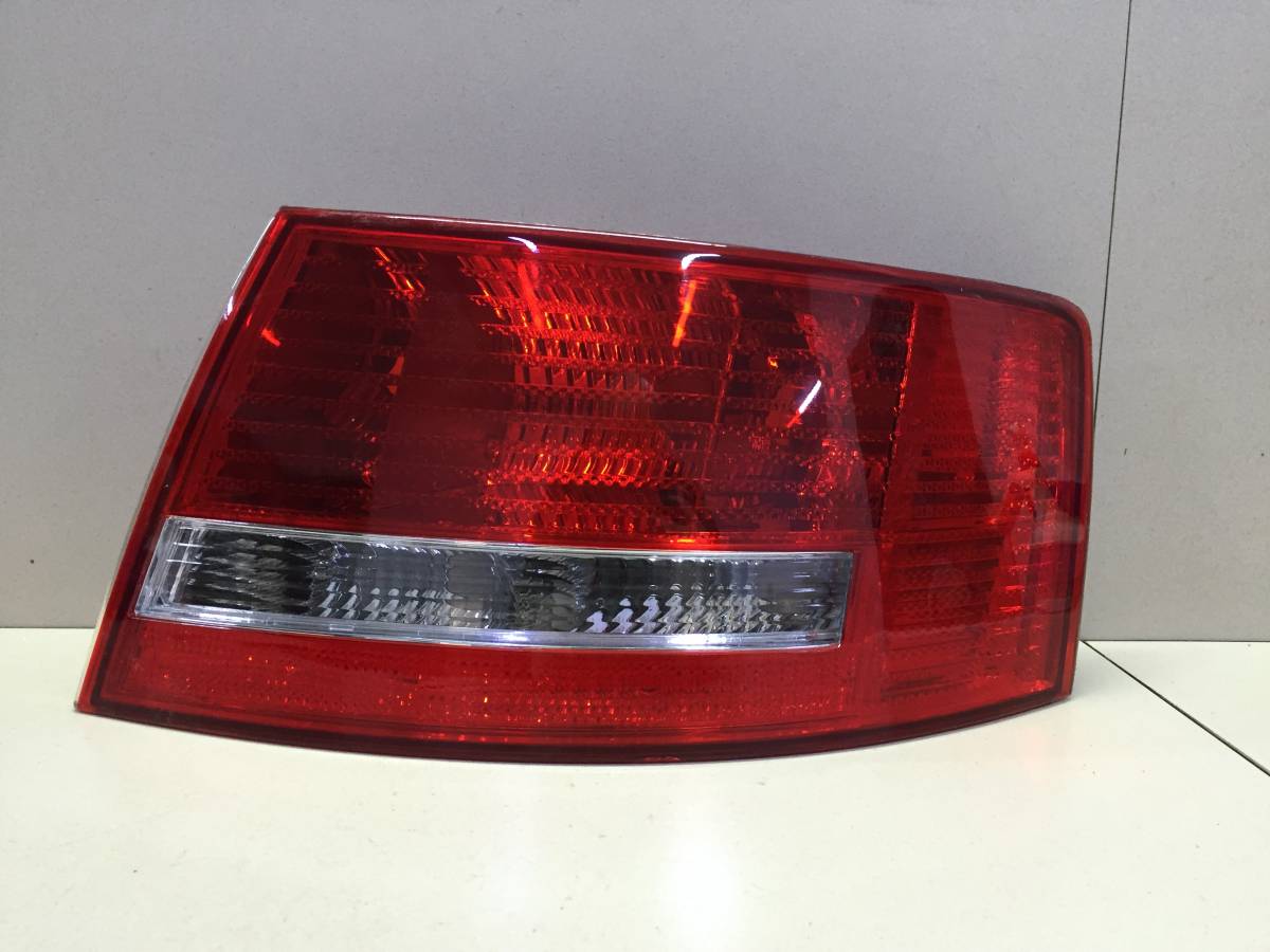 Фонарь задний наружный правый Audi A6 (C6) 2005-2011