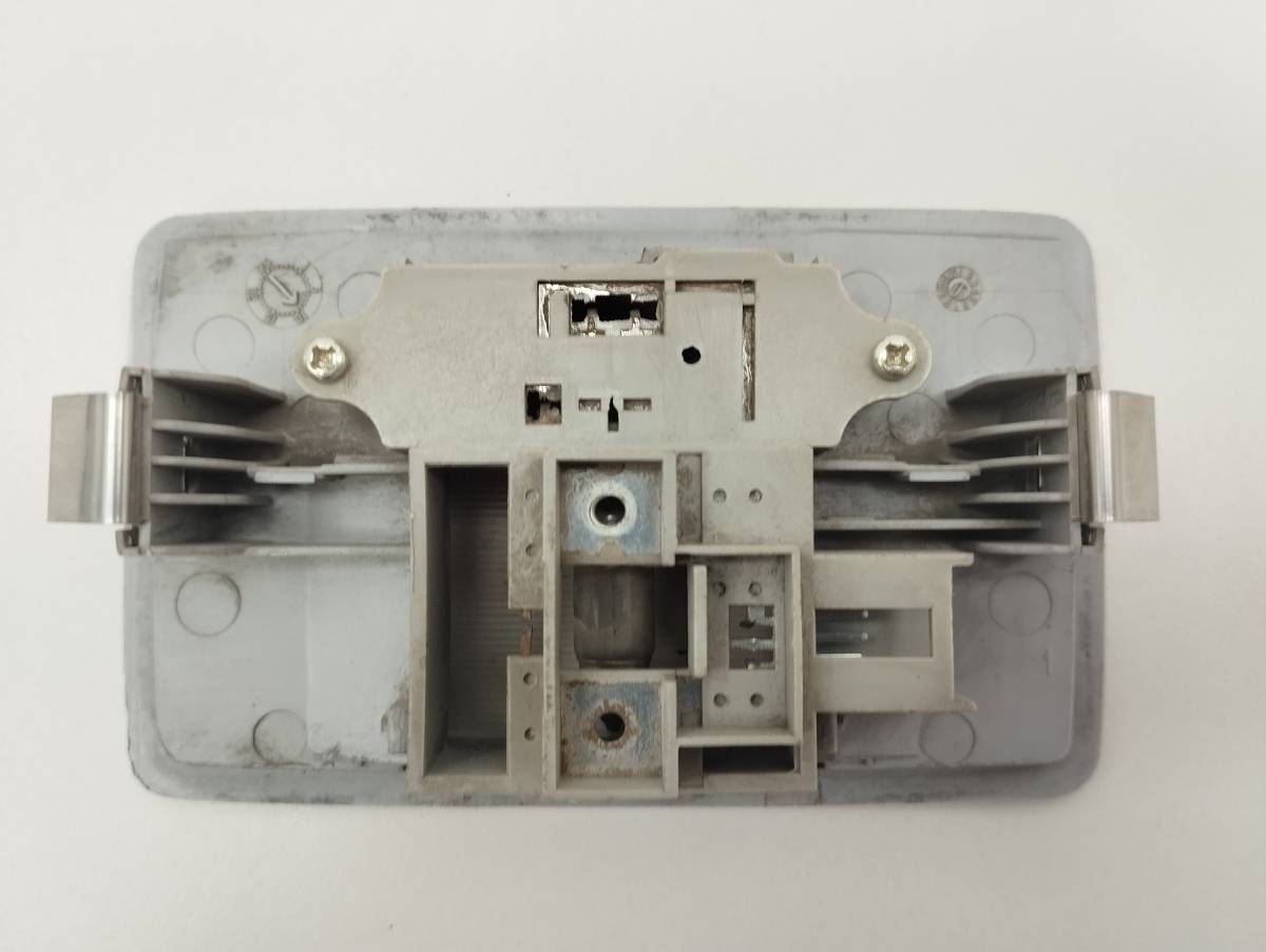 Плафон салонный Mazda Mazda 3 (BK) 2002-2009