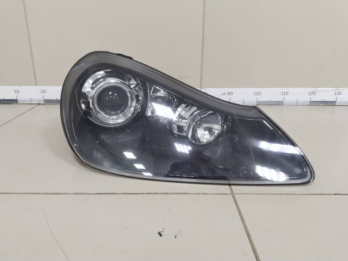 Фара правая Porsche Cayenne 2003-2010