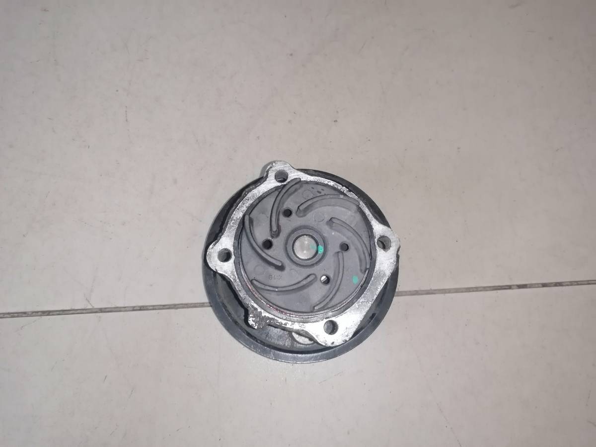 Насос водяной (помпа) Opel Astra H / Family 2004-2015