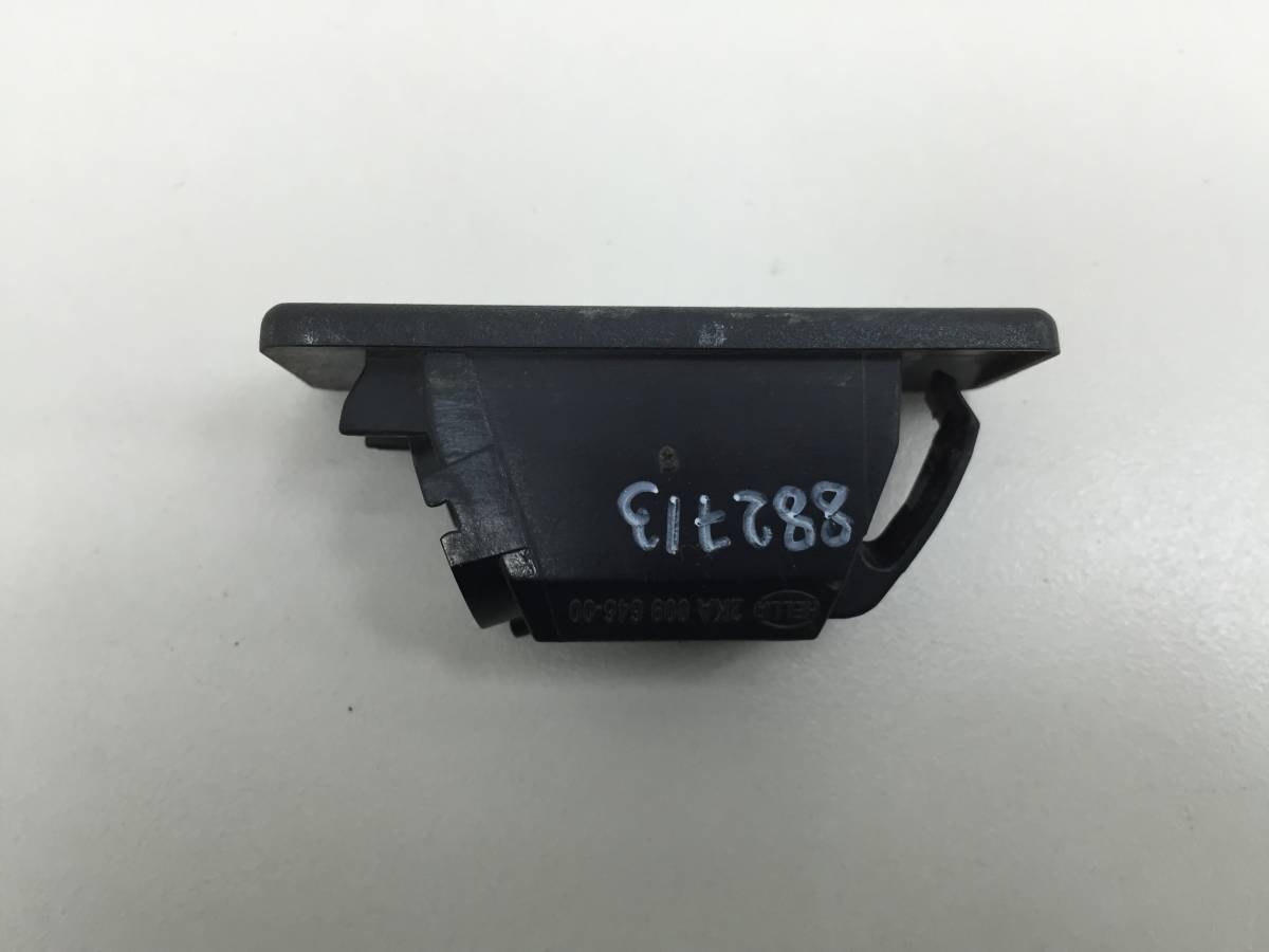 Фонарь подсветки номера Nissan Qashqai (J10) 2006-2013