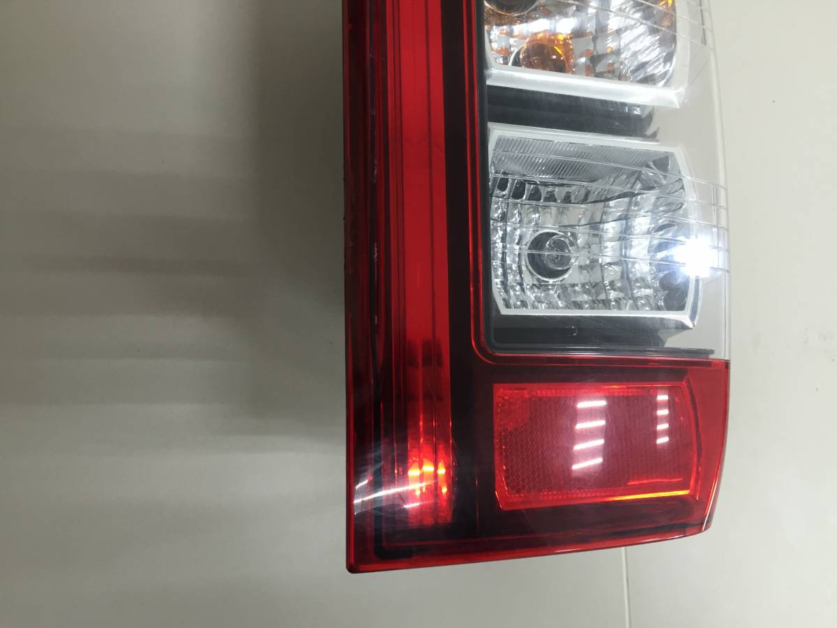 Фонарь задний правый Mitsubishi L200 5 (KK/KL) 2015>