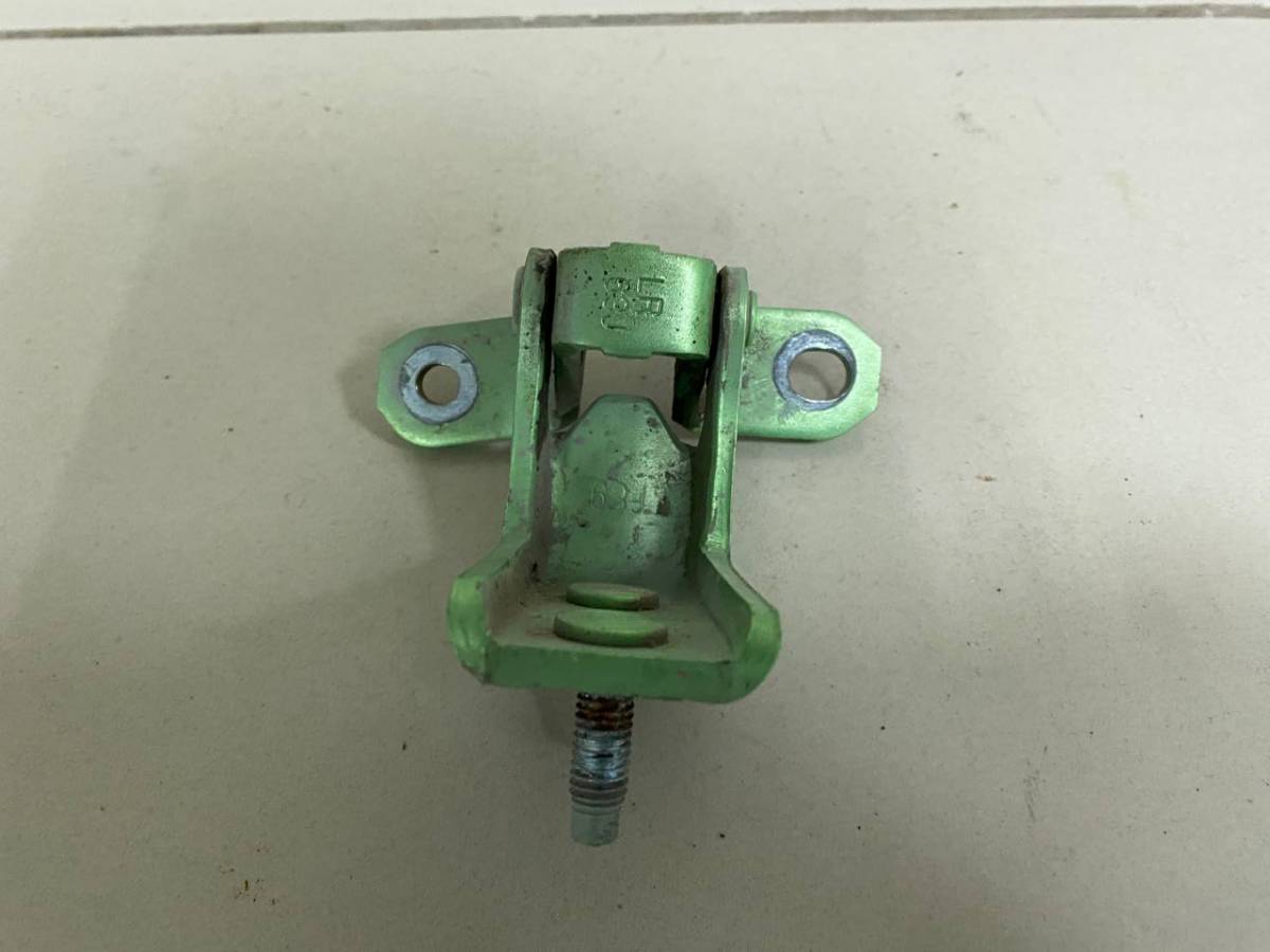 Петля двери задней правой нижняя Suzuki SX4 2006-2013