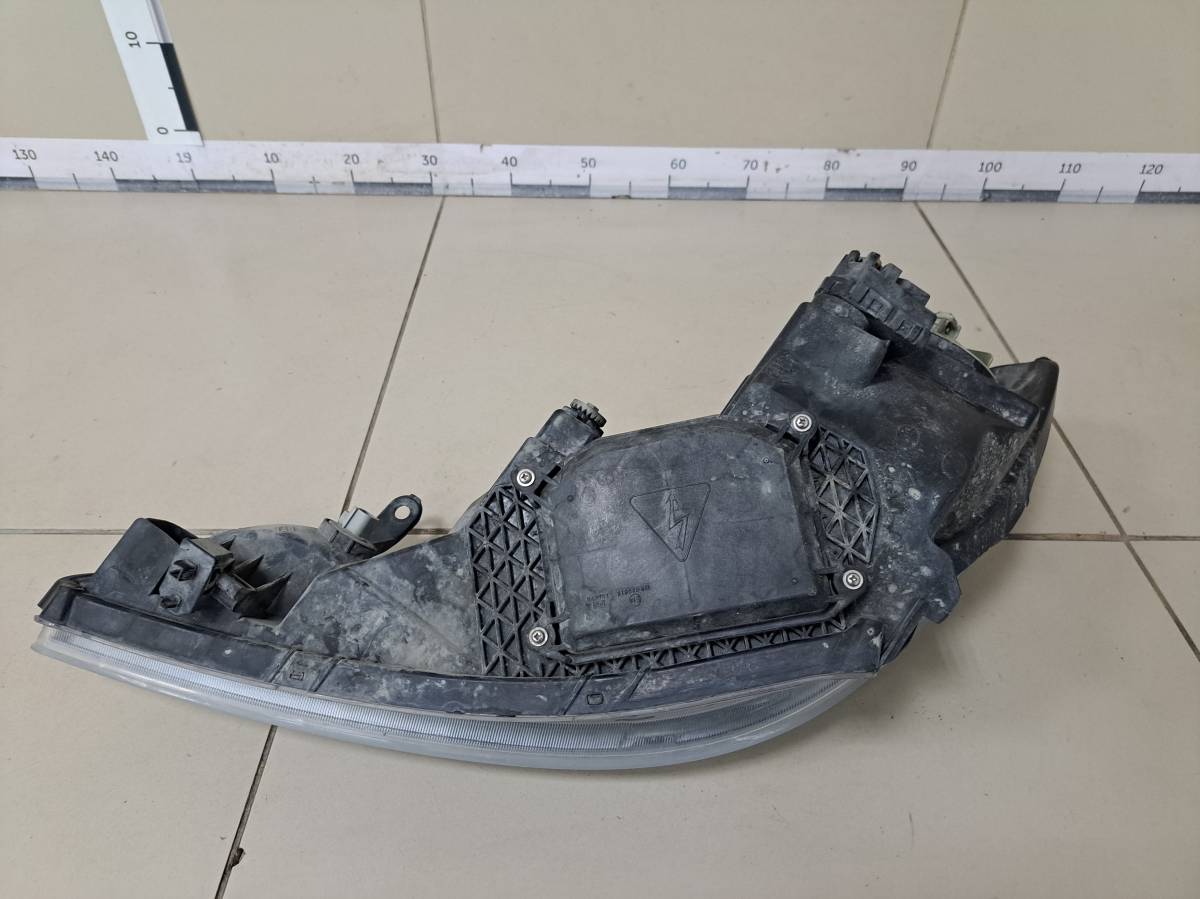 Фара правая Toyota Estima (R30, R40) 2000-2005