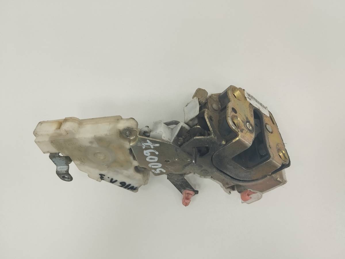 Замок двери передней левой Nissan Almera (N16) 2000-2006