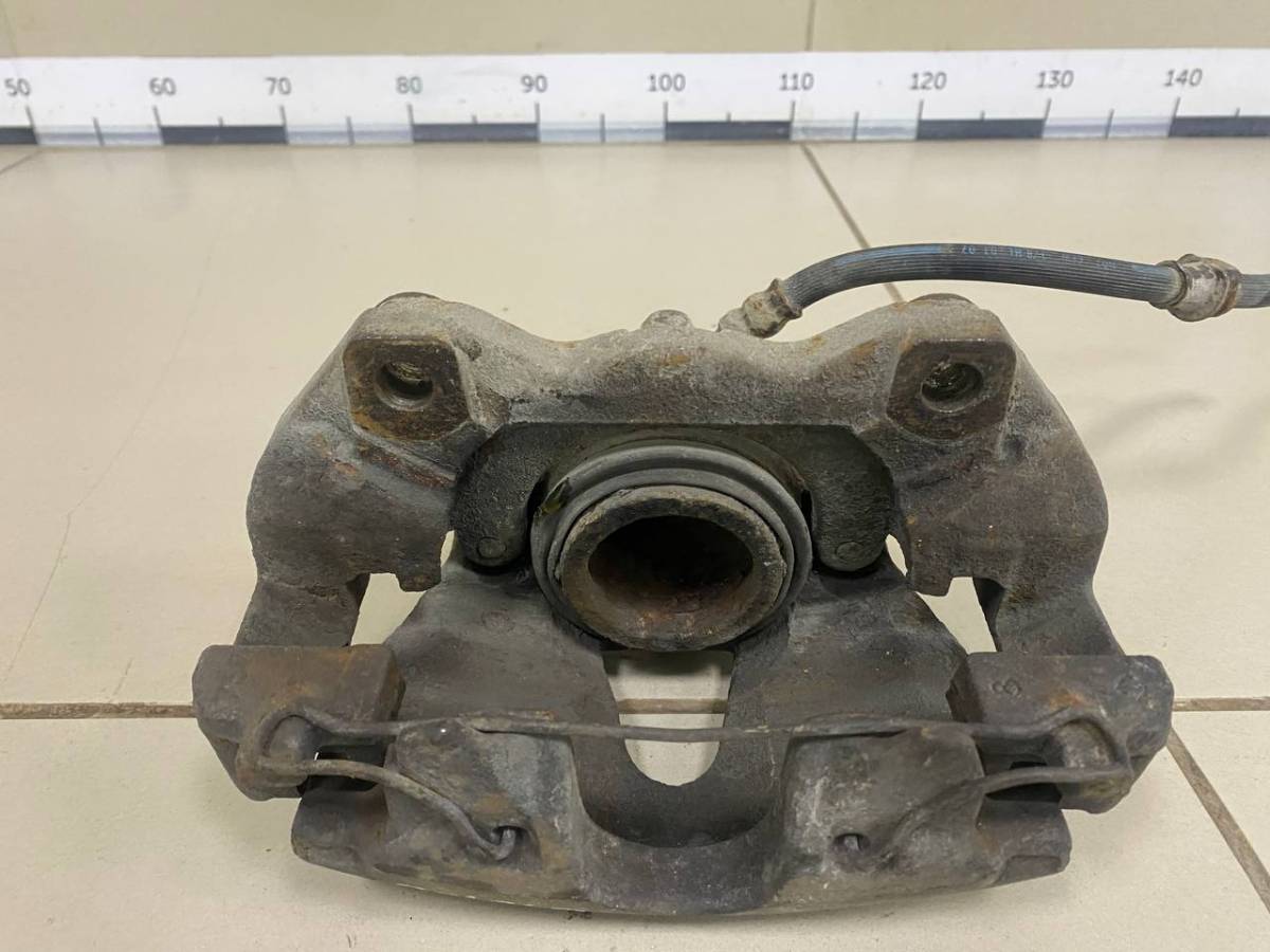 Суппорт передний правый Opel Zafira (B) 2005-2012 Суппорт передний правый Opel Zafira (B) 2005-2012
