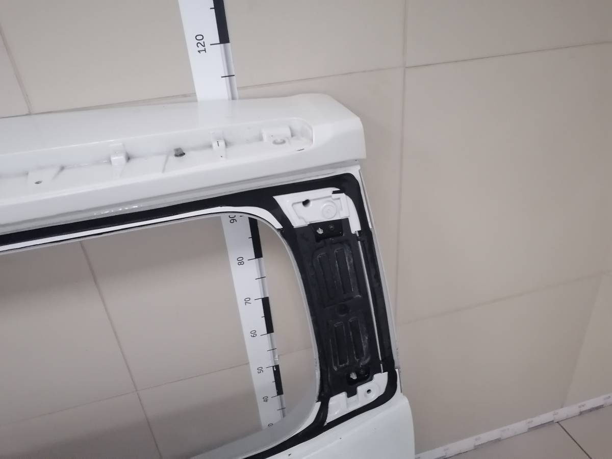 Дверь багажника Toyota Roomy 2016>