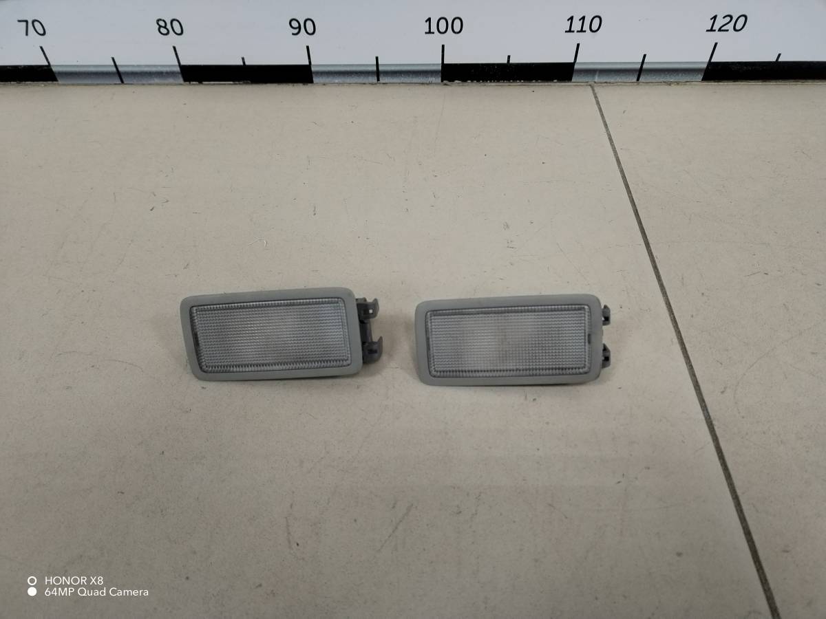 Плафон салонный Toyota Corolla E150 2006-2013 Плафон салонный Toyota Corolla E150 2006-2013