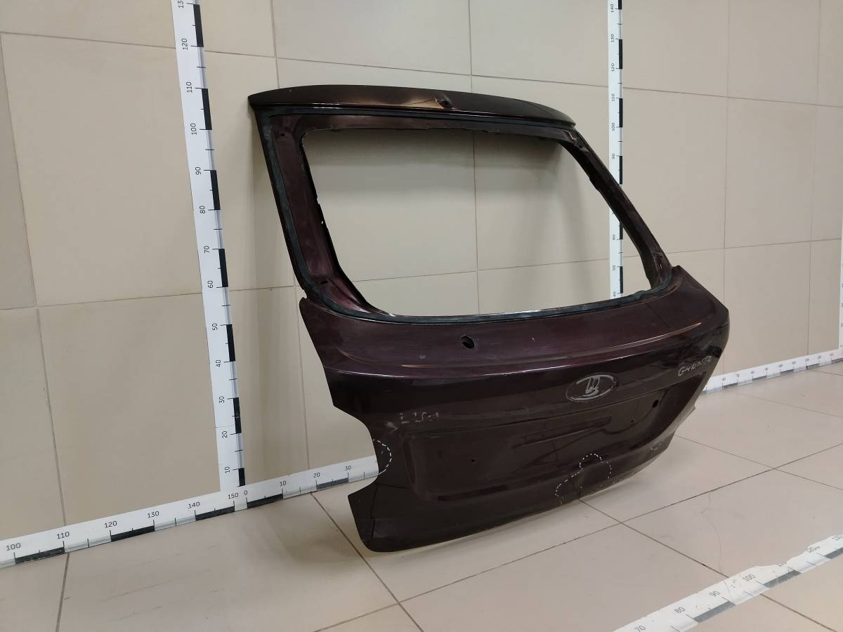 Дверь багажника Lada Granta 2011>