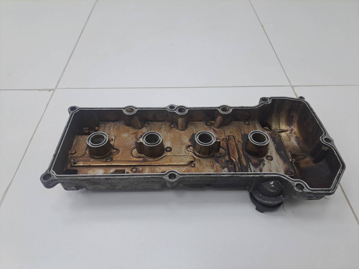Крышка головки блока (клапанная) Suzuki SX4 2006-2013