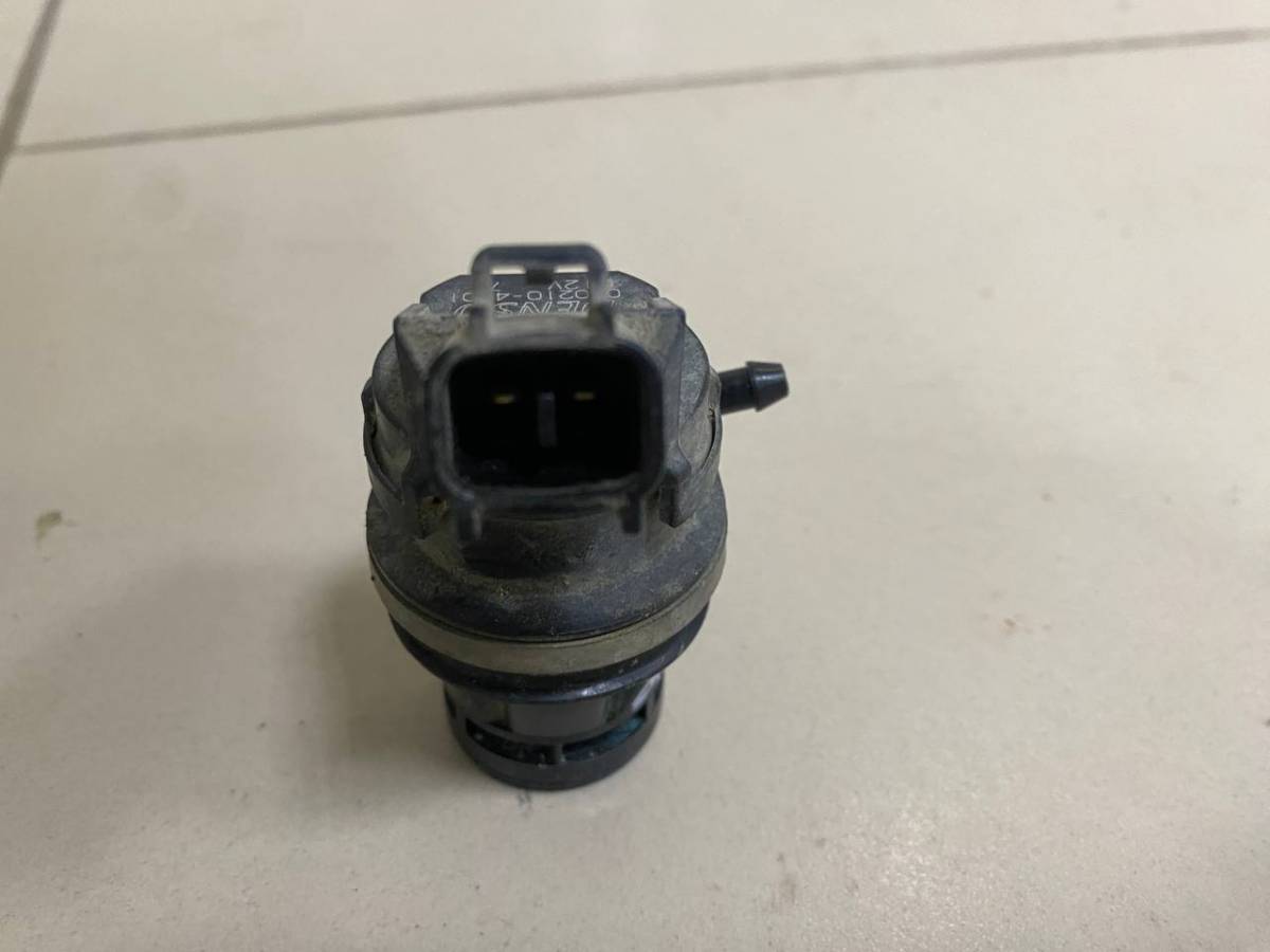 Насос омывателя Toyota Land Cruiser Prado (J120) 2002-2009