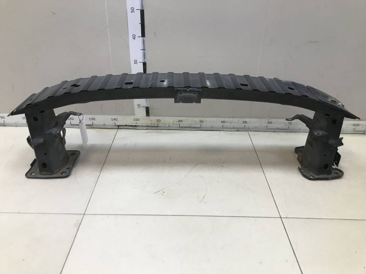 Усилитель переднего бампера Mazda Mazda 3 (BK) 2002-2009