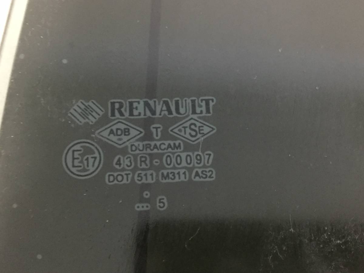 Стекло двери задней левой (форточка) Renault Megane (2) 2002-2009