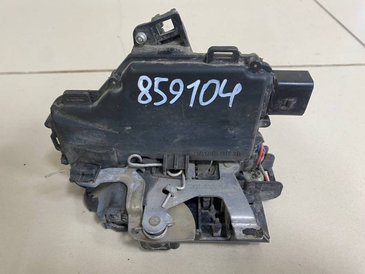 Замок двери передней правой Volkswagen Golf 4 (1J) 1997-2005г