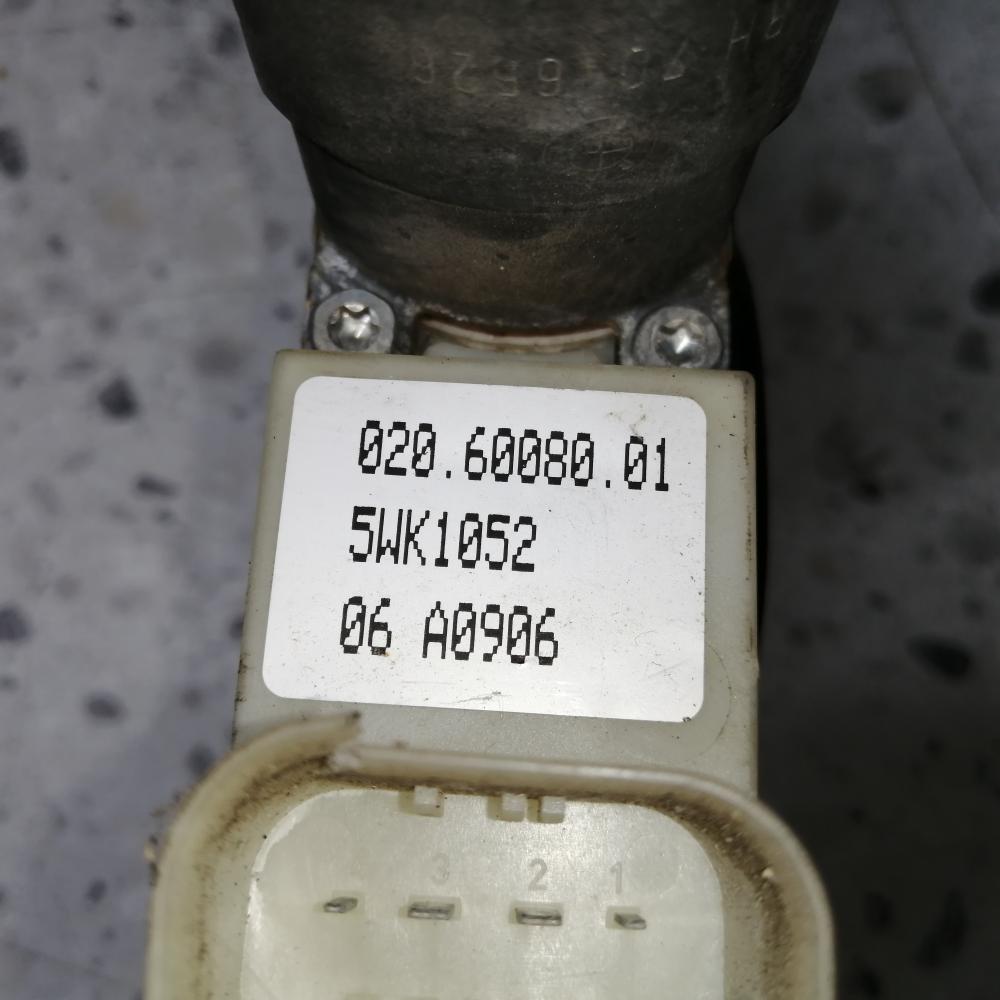 Стеклоподъемник электр. передний правый для BMW 7-series 7-Series E65,E66 2001-2008