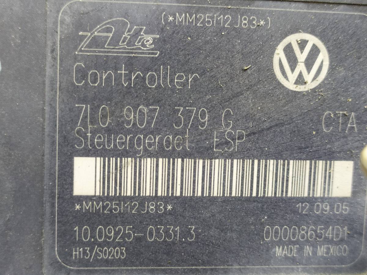 Блок ABS (насос) Volkswagen Touareg (7L) 2002-2010