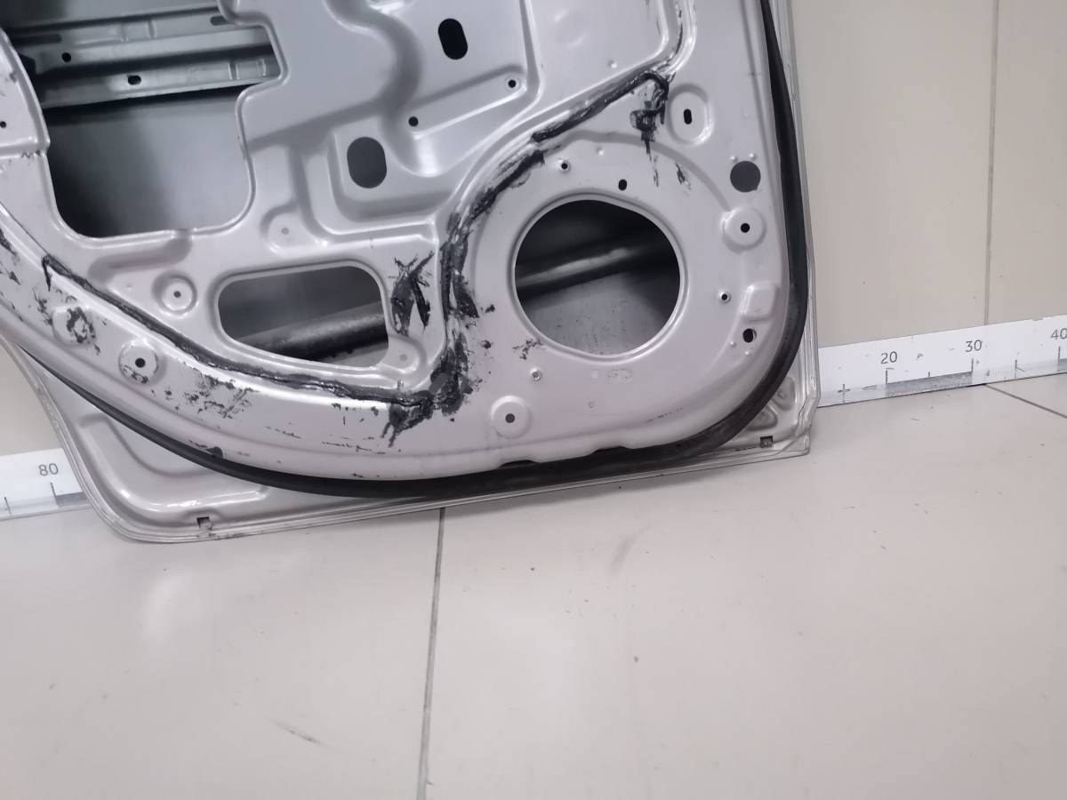 Дверь задняя левая Nissan Note (E11) 2006-2013