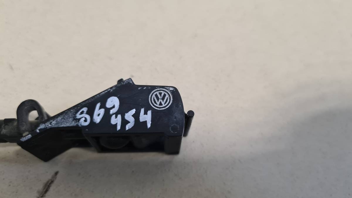 Форсунка омывателя лобового стекла Volkswagen Polo (Sed RUS) 2011>