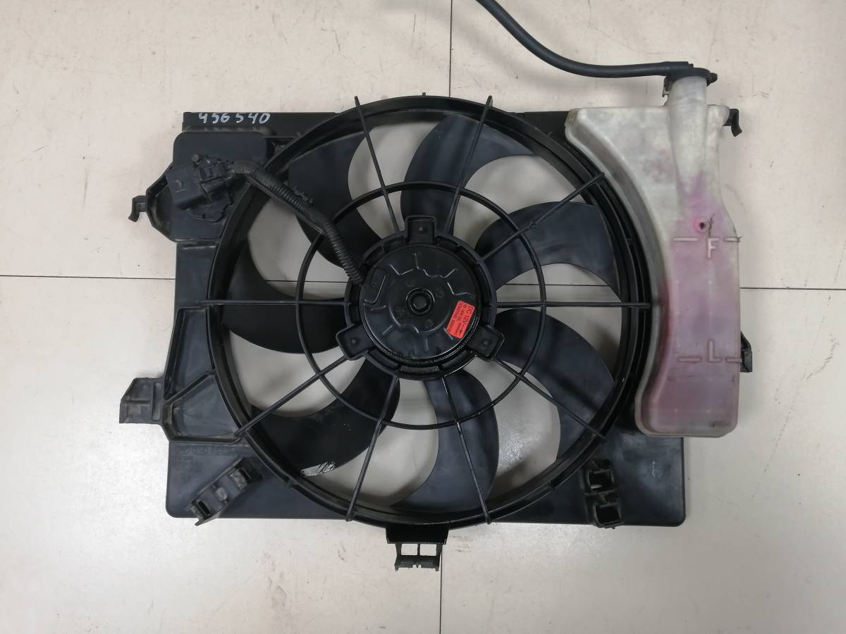 Вентилятор радиатора Hyundai Solaris 2010-2017