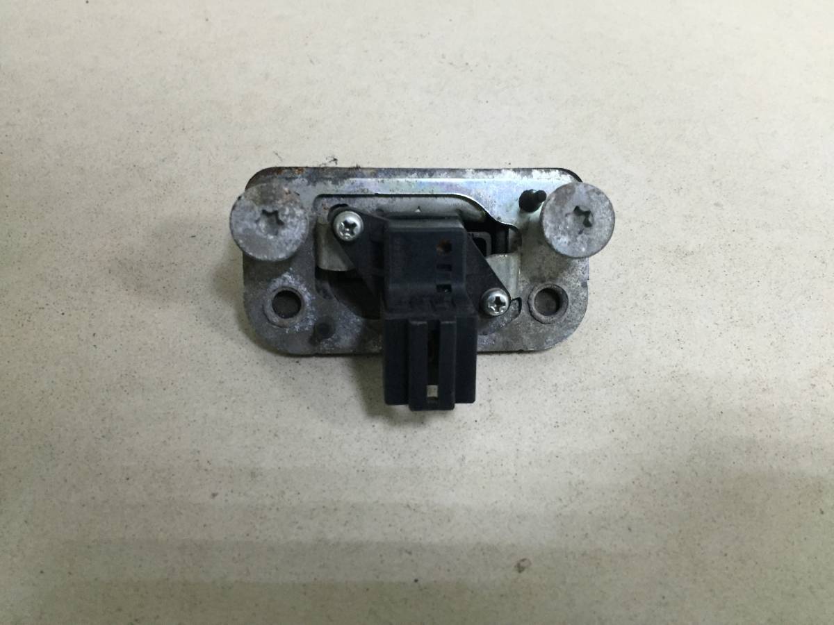 Кнопка открывания багажника Honda Civic 5D 2006-2012