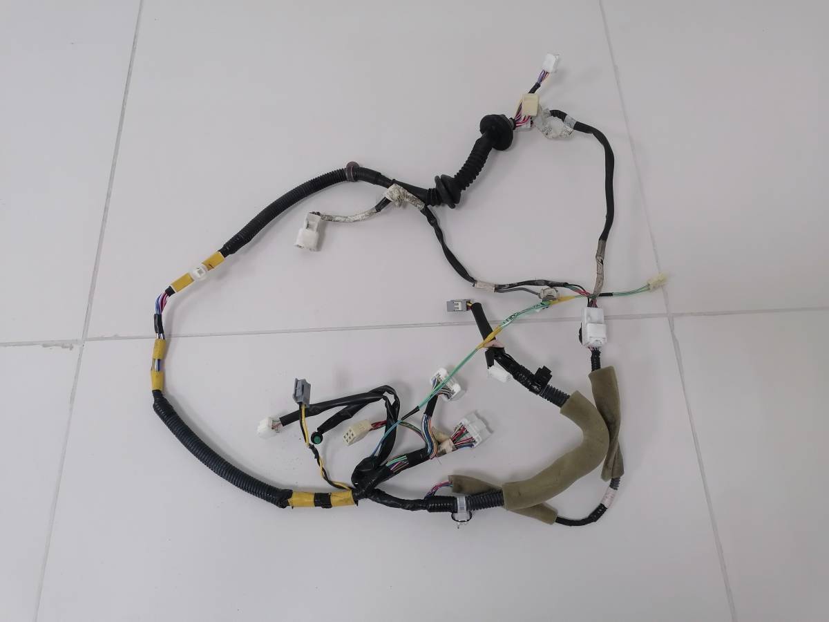 Проводка двери Toyota  Celsior (F30) 2003