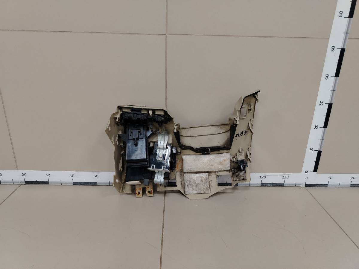 Накладка торпедо Nissan Fuga Y50 2004-2009