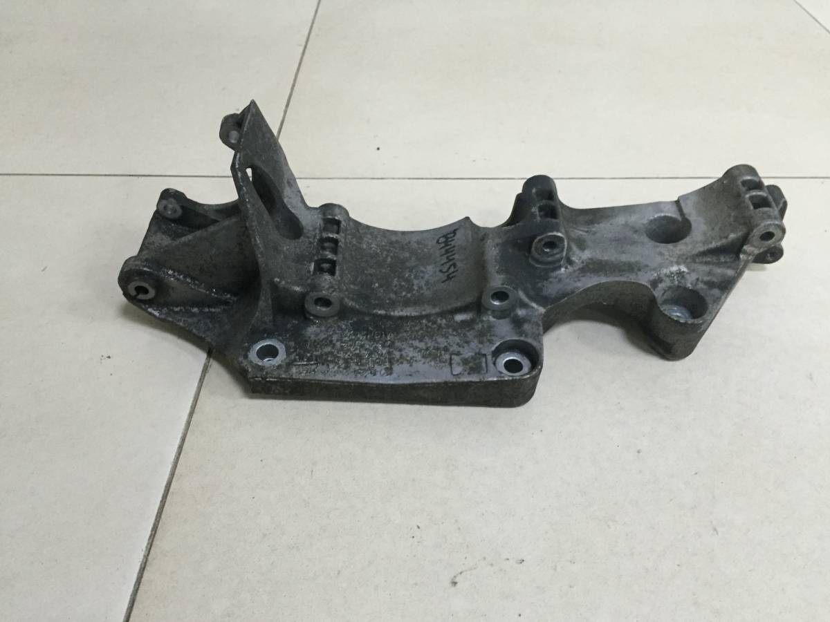 Кронштейн генератора Skoda Octavia (A4 1U-) 2000-2011