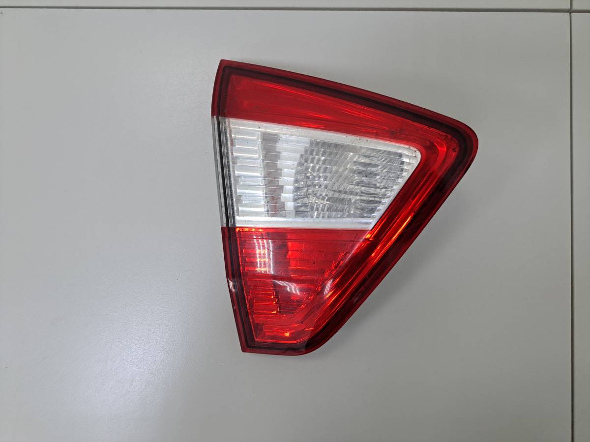 Фонарь задний внутренний левый Nissan Terrano (D10) 2014>