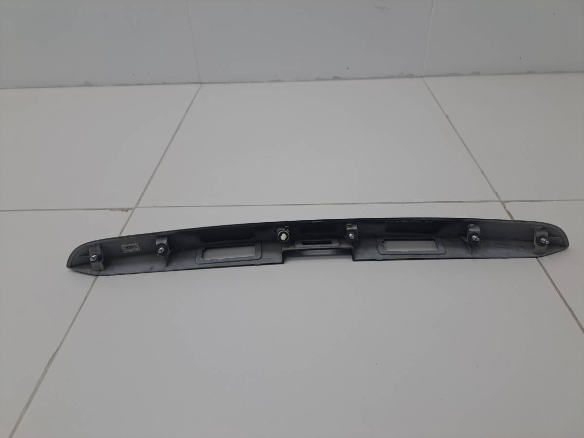 Накладка крышки багажника Chevrolet Aveo T300 2011>