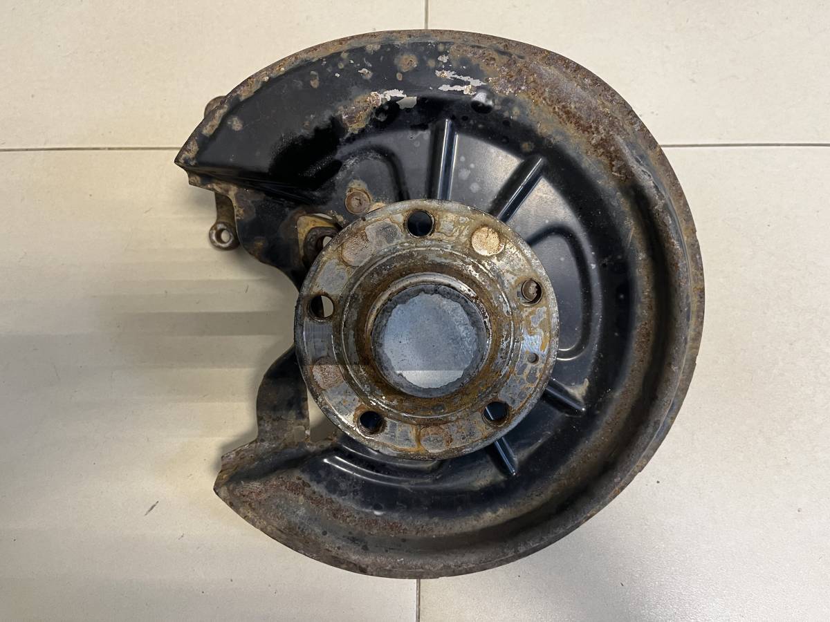 Кулак поворотный задний правый Volkswagen Jetta (1K) 2006-2011