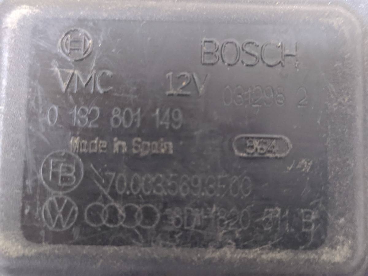 Моторчик заслонки печки Volkswagen Passat B5 2000-2005