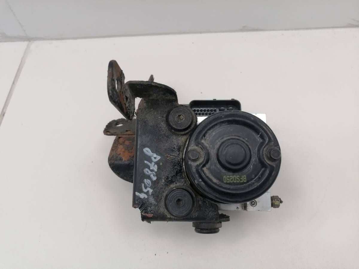 Блок ABS (насос) Chevrolet Epica (V250) 2006-2012