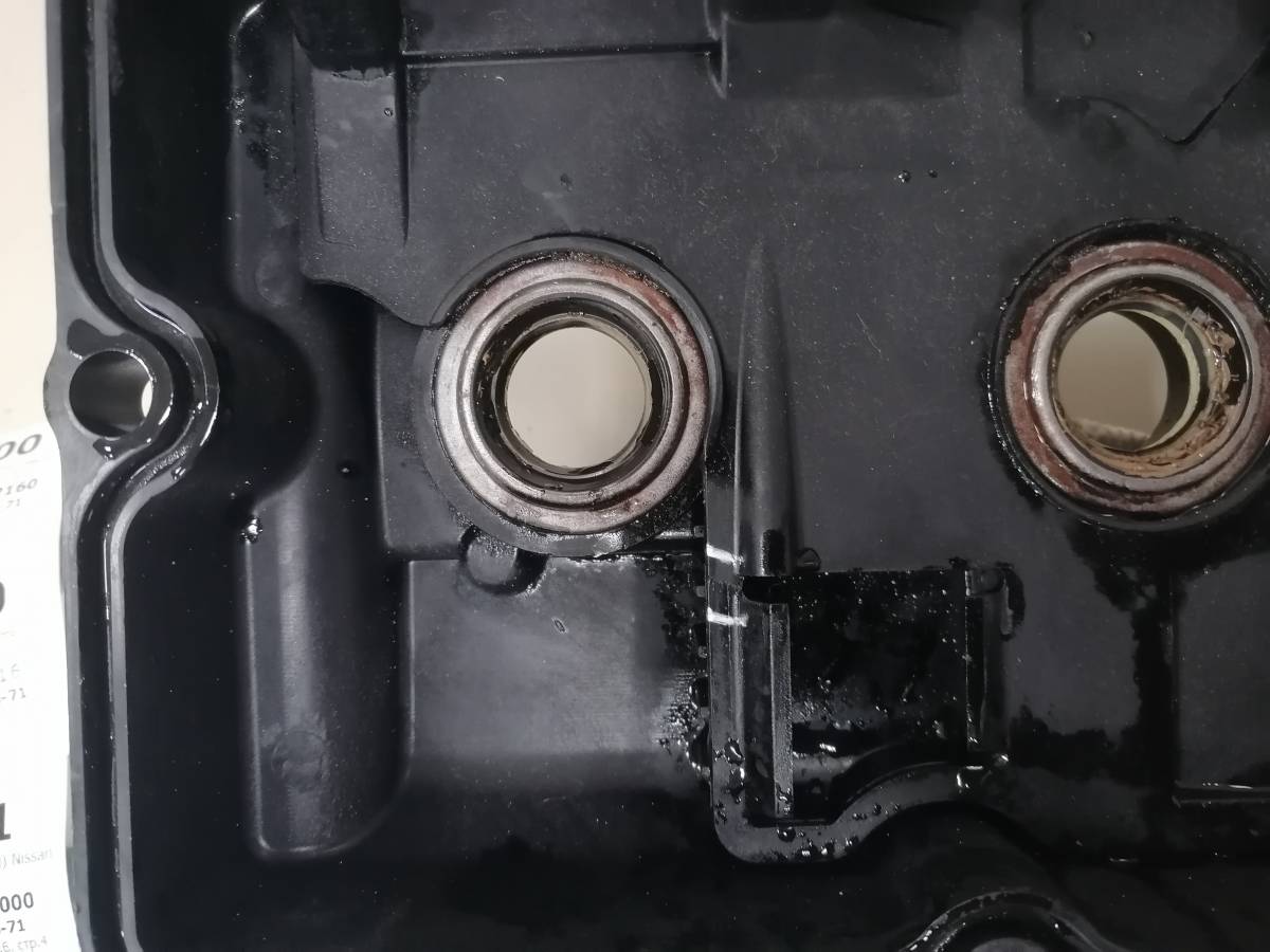Крышка головки блока (клапанная) Nissan Teana J31 2003-2008