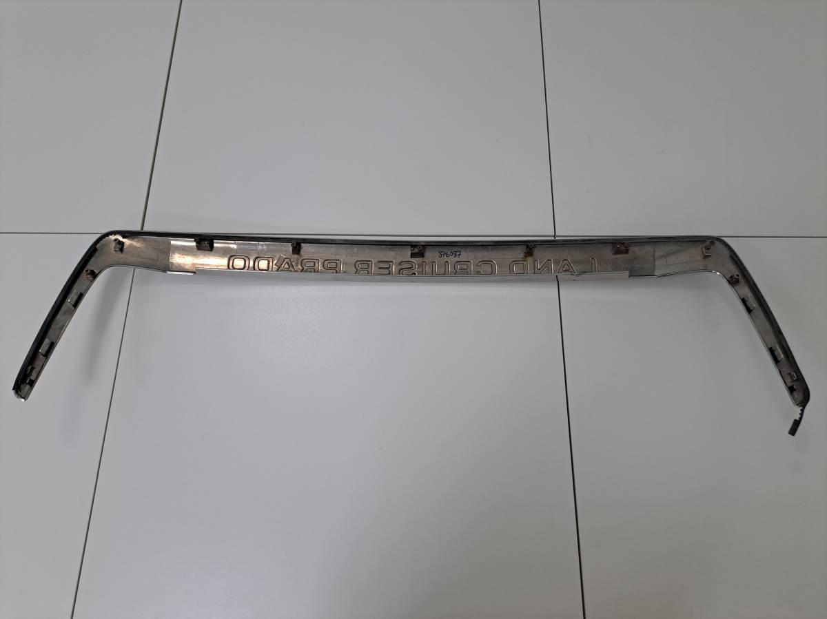 Накладка двери багажника Toyota Land Cruiser Prado (J150) 2009>