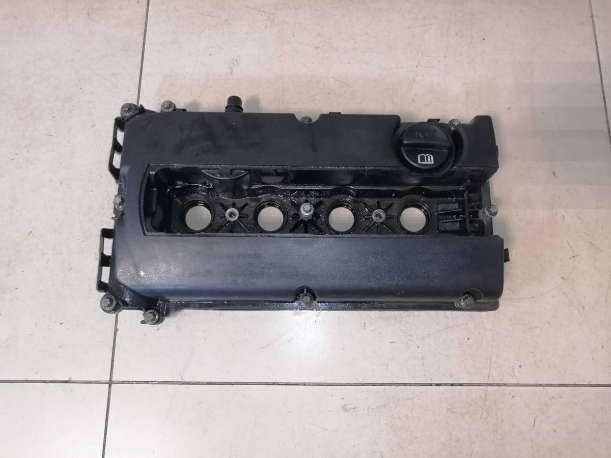 Крышка головки блока (клапанная) Chevrolet Cruze (J300) 2009-2016 Крышка головки блока (клапанная) Chevrolet Cruze (J300) 2009-2016