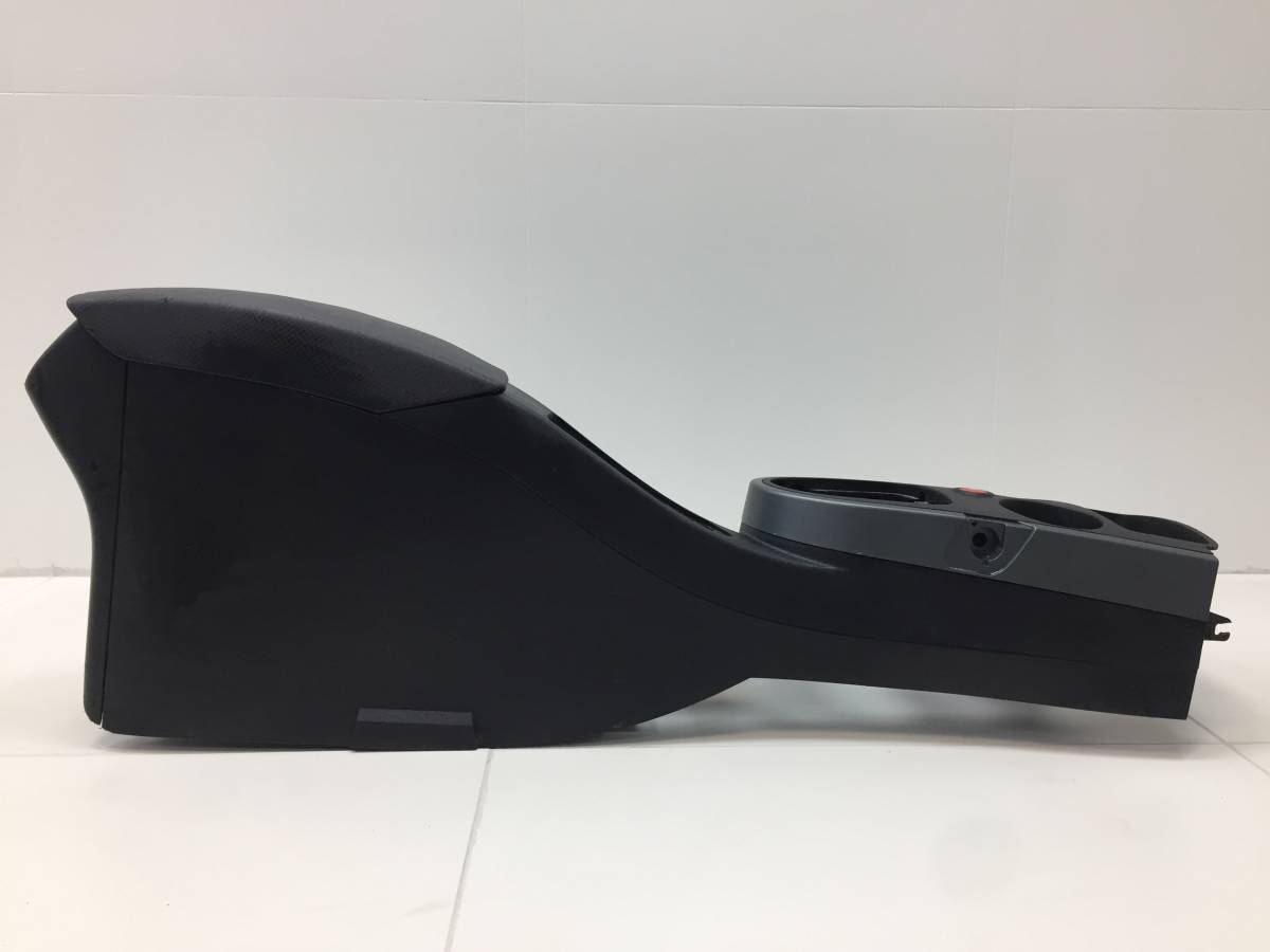 Консоль центральная Seat Altea 2004-2015