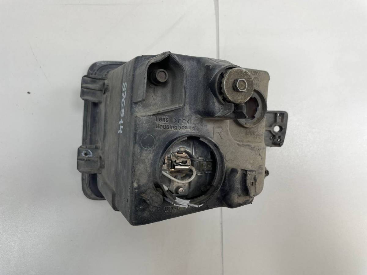 Фара противотуманная правая Infiniti QX56 (JA60) 2004-2010