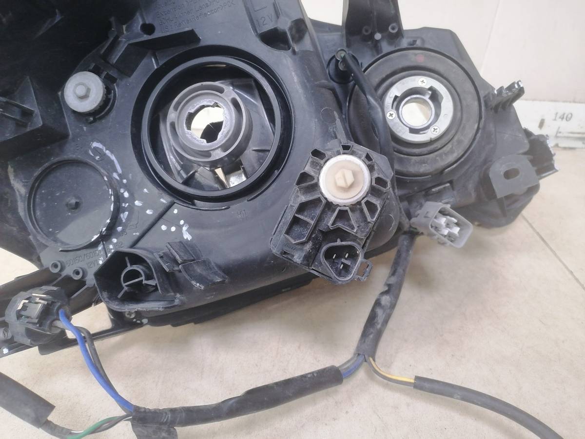 Фара левая Subaru Forester (S13) 2012-2018