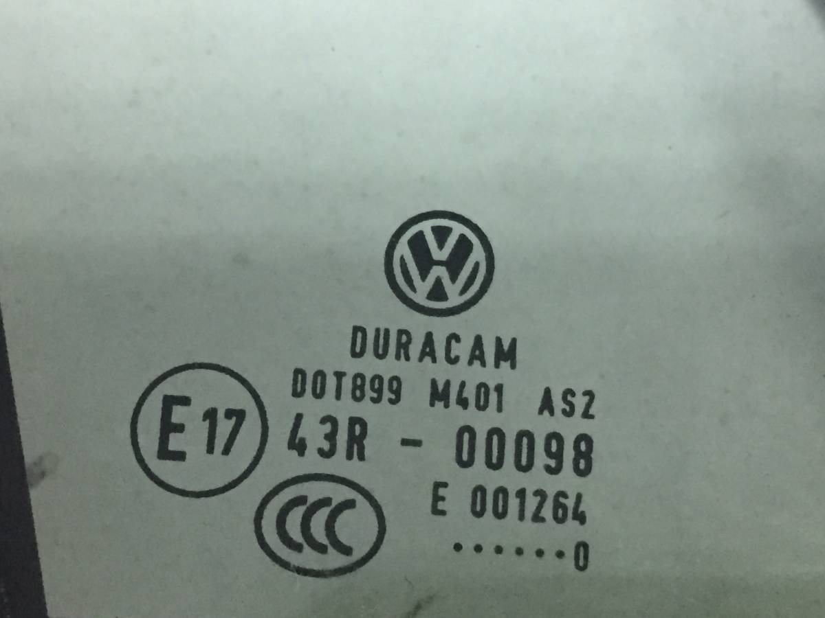 Стекло двери передней правой (форточка) Volkswagen Tiguan 2017>