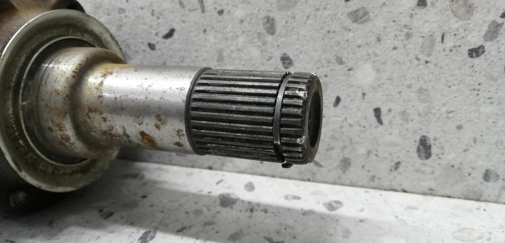 Полуось задняя левая для Volkswagen Touareg (7L) 2002-2010