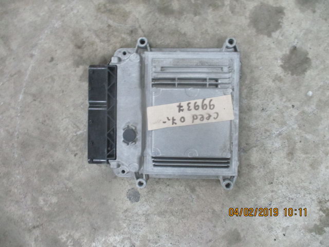 Блок управления двигателем для Kia Ceed (ED) 2007-2012
