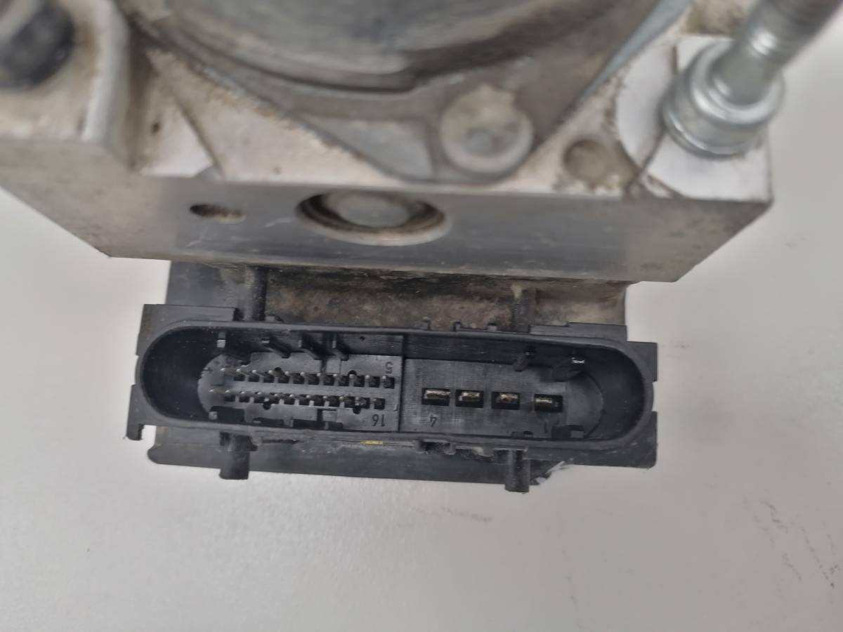 Блок ABS (насос) Hyundai Getz 2002-2010