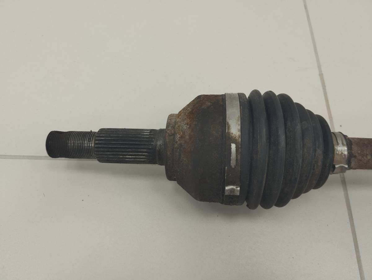 Полуось передняя левая Nissan Qashqai (J10) 2006-2013