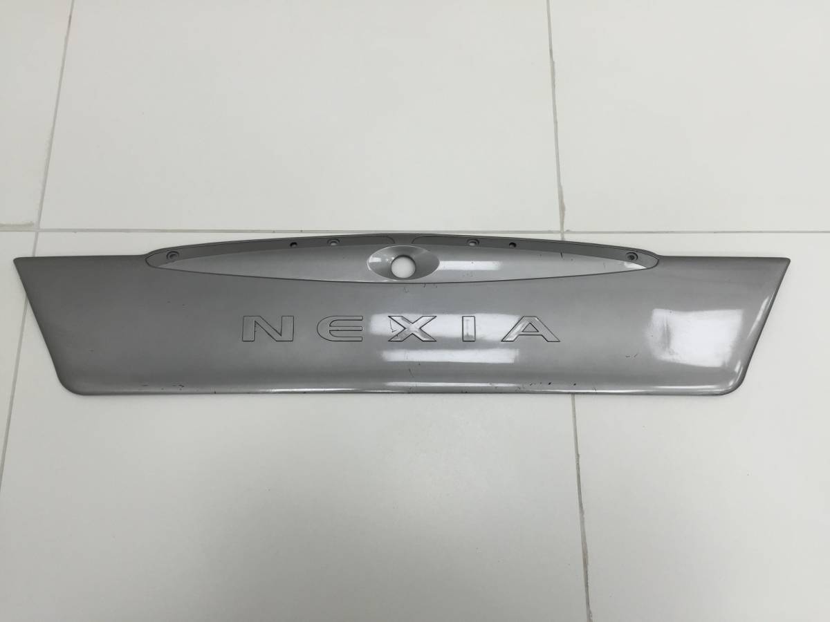 Накладка крышки багажника Daewoo Nexia (N100/N150) 1995-2016