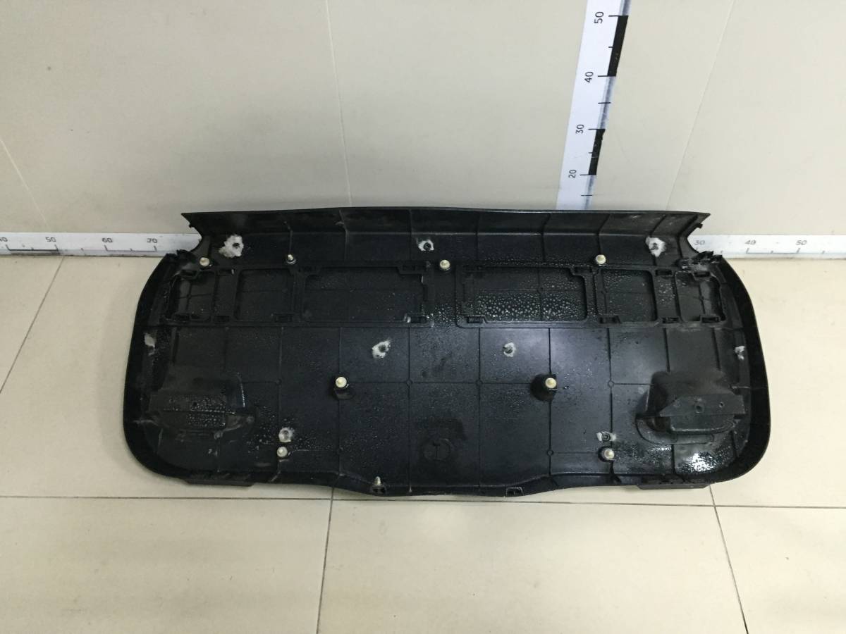 Обшивка двери багажника Honda Civic 5D 2006-2012